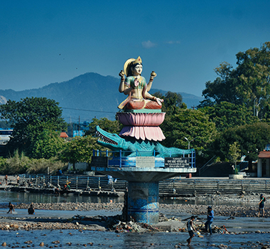Delhi to Haridwar Tempo Traveller